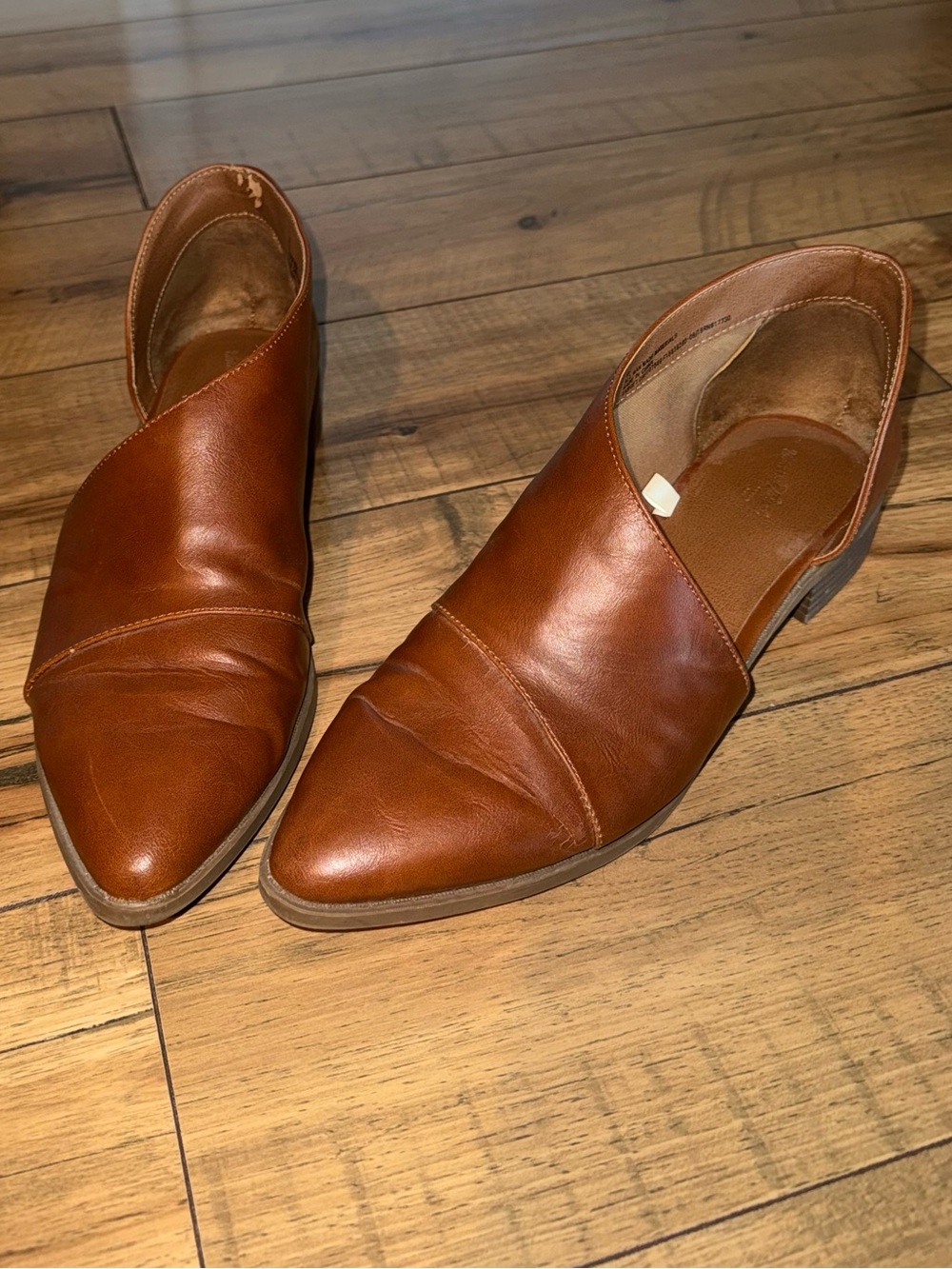 Universal Thread Wenda Cut-Out Booties